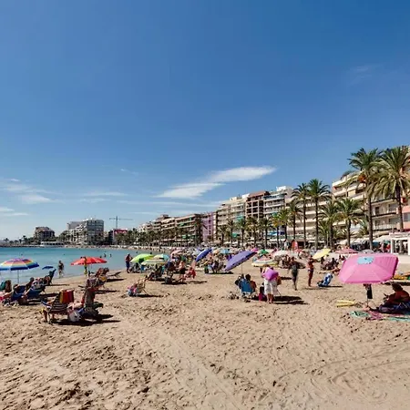 3 Bedroom 2 Bathroom 500 Meters From The In Apartament Torrevieja