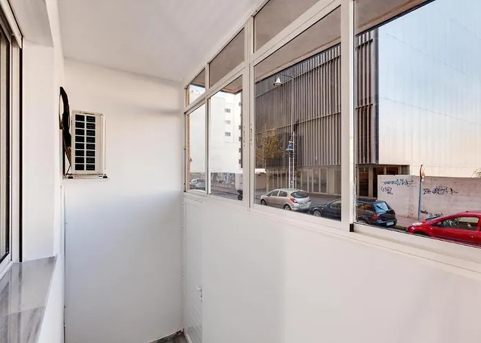 3 Bedroom 2 Bathroom 500 Meters From The In Apartament