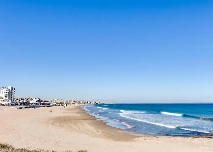 3 Bedroom 2 Bathroom 500 Meters From The In * Torrevieja