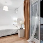 3 Bedroom 2 Bathroom 500 Meters From The In Апартаменты Торевьиа