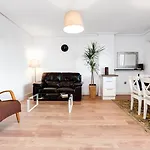 3 Bedroom 2 Bathroom 500 Meters From The In *