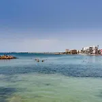 Апартаменты 3 Bedroom 2 Bathroom 500 Meters From The In *