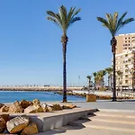 3 Bedroom 2 Bathroom 500 Meters From The In Апартаменты