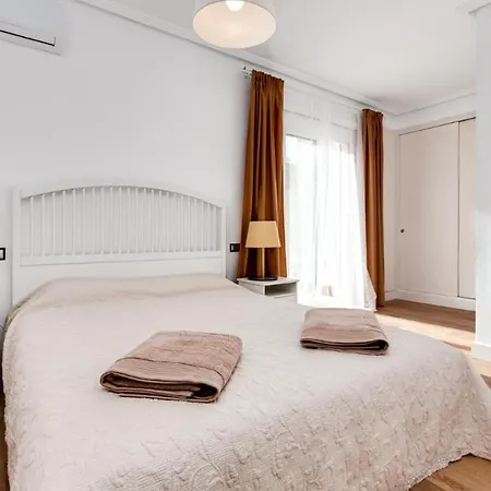3 Bedroom 2 Bathroom 500 Meters From The In