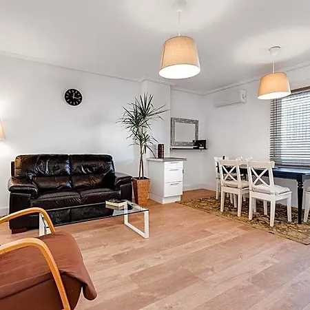 Apartamento 3 Bedroom 2 Bathroom 500 Meters From The In *