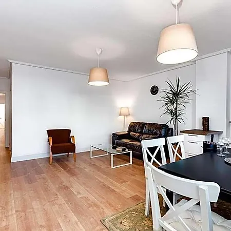 3 Bedroom 2 Bathroom 500 Meters From The In