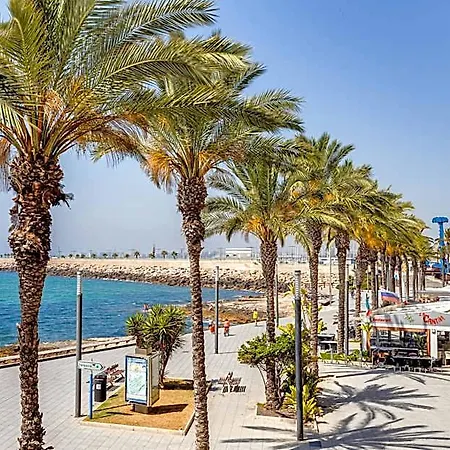 Apartamento 3 Bedroom 2 Bathroom 500 Meters From The In