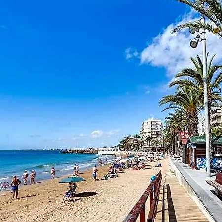 3 Bedroom 2 Bathroom 500 Meters From The In * Torrevieja