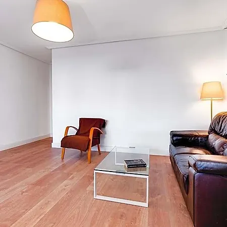 3 Bedroom 2 Bathroom 500 Meters From The In *