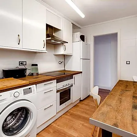 Apartamento 3 Bedroom 2 Bathroom 500 Meters From The In *