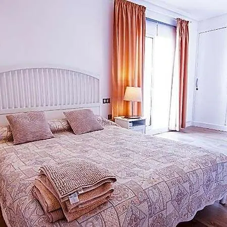 Apartamento 3 Bedroom 2 Bathroom 500 Meters From The In *