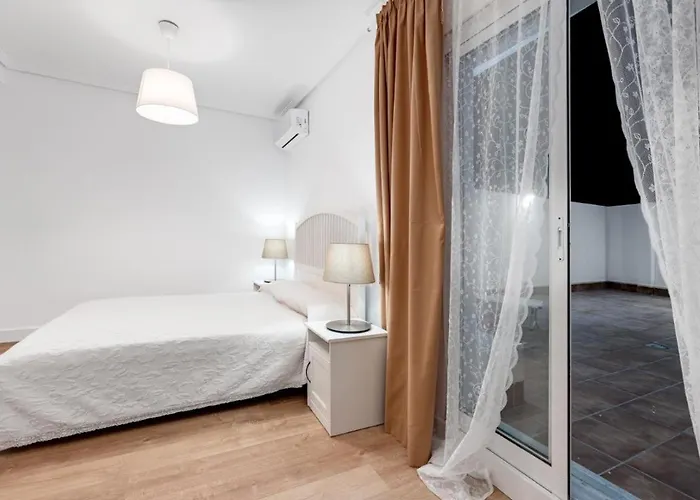 3 Bedroom 2 Bathroom 500 Meters From The In Appartement Torrevieja