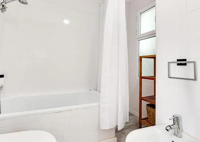 Appartement 3 Bedroom 2 Bathroom 500 Meters From The In *