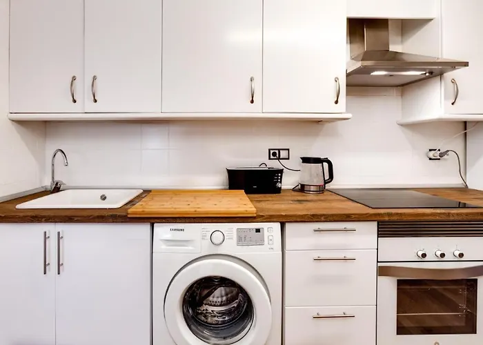 3 Bedroom 2 Bathroom 500 Meters From The In Appartement Torrevieja