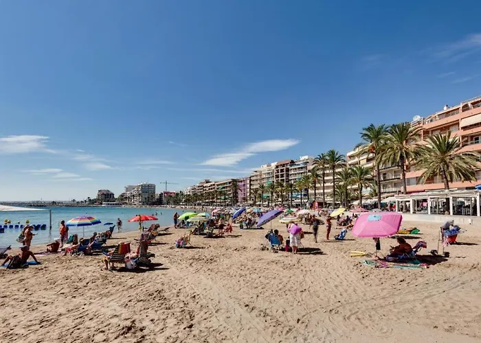 3 Bedroom 2 Bathroom 500 Meters From The In Appartement Torrevieja