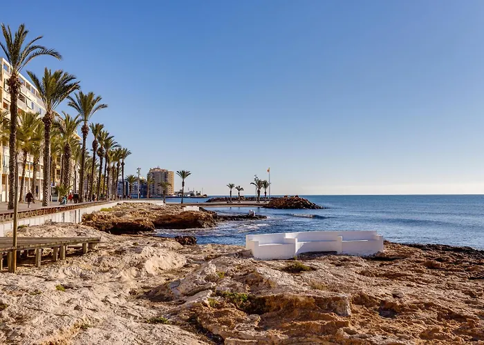 3 Bedroom 2 Bathroom 500 Meters From The In * Torrevieja