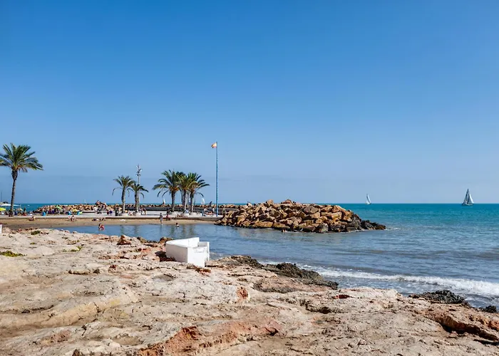 Appartement 3 Bedroom 2 Bathroom 500 Meters From The In Torrevieja